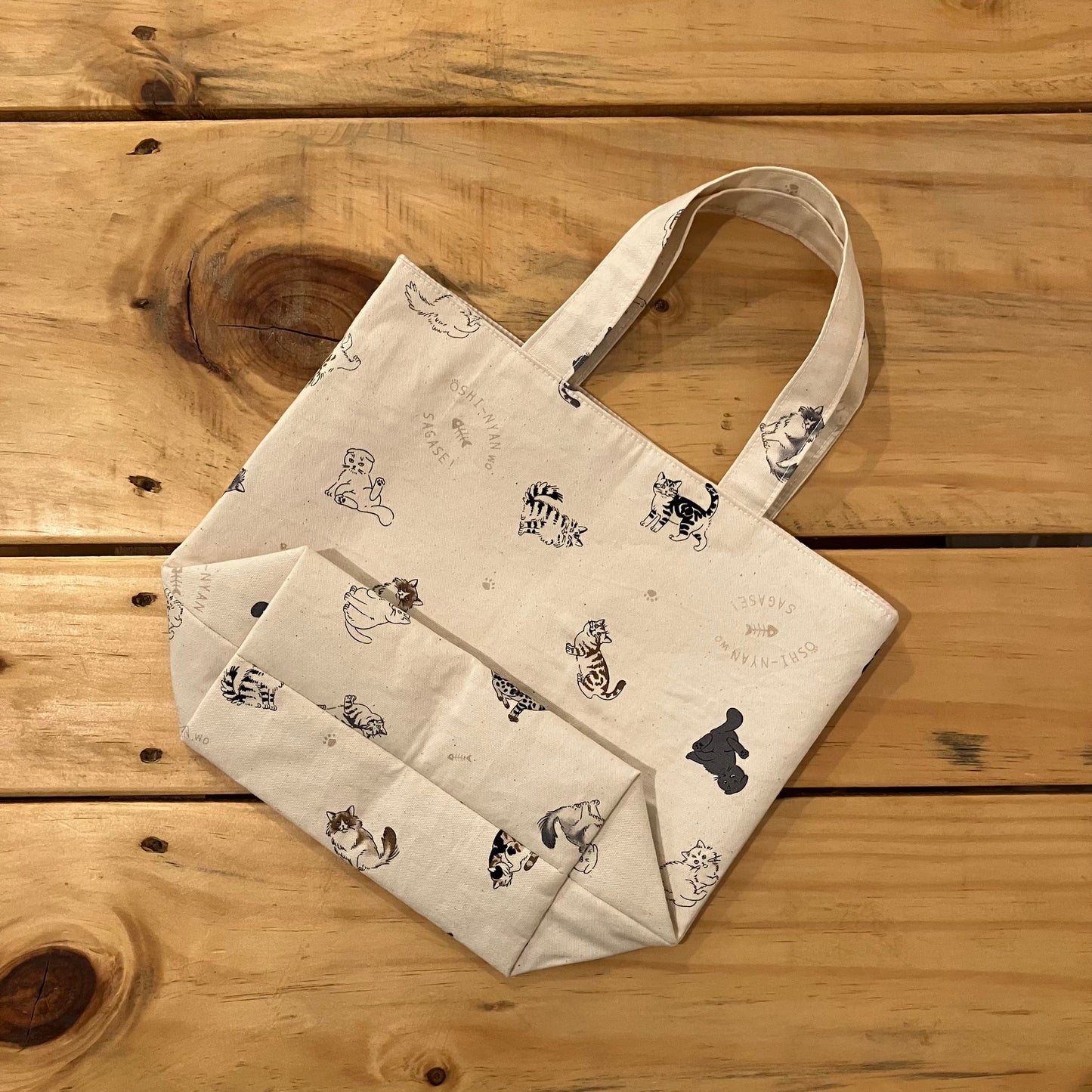 Mini tote bag for outings (blue, ecru)