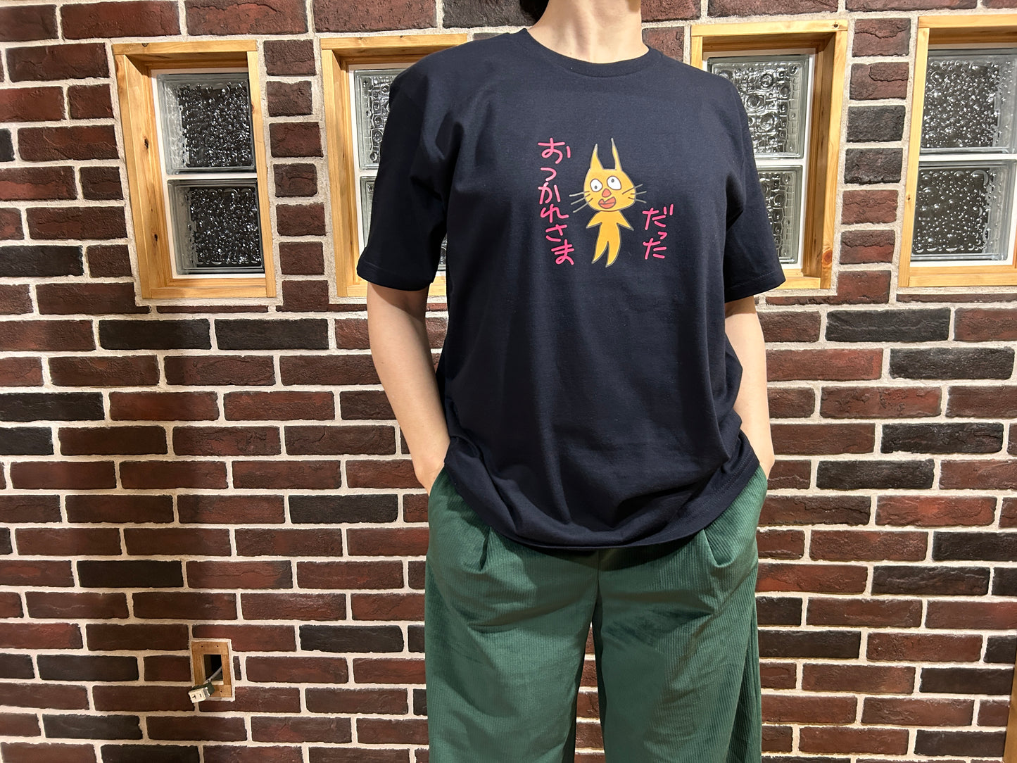 だったネコTシャツ